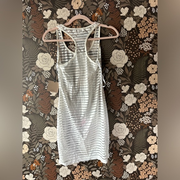 NWT superdown x Chantel Jeffries Vanessa Striped Mesh Dress in white size small - Picture 3 of 5